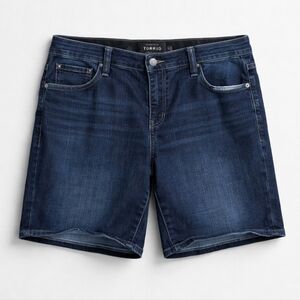 160 Torrid 18 1X Dark Blue Denim Shorts